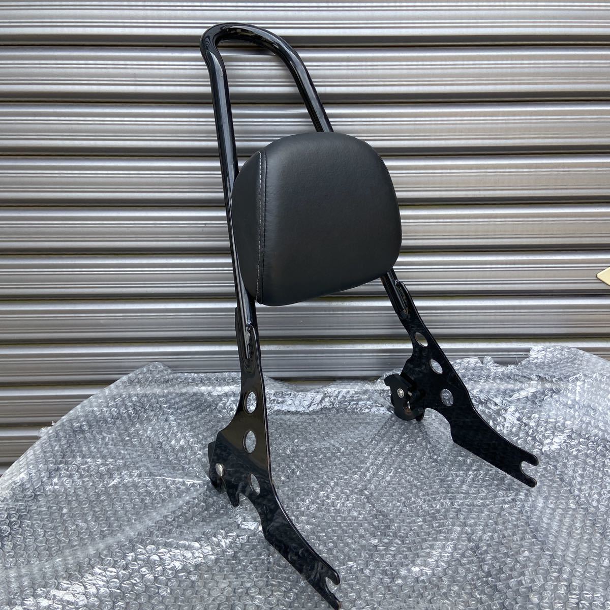 セール，豊富な ハーレー 純正 2004年 スポーツスター デタッチャブルシーシーバー ハーレー パッド付き XL1200X XL1200N XL1200C XL883N XL883L XL883C(ハーレーダビッドソン用)｜売買されたオークション情報、yahooの商 ハーレーダビッドソン用