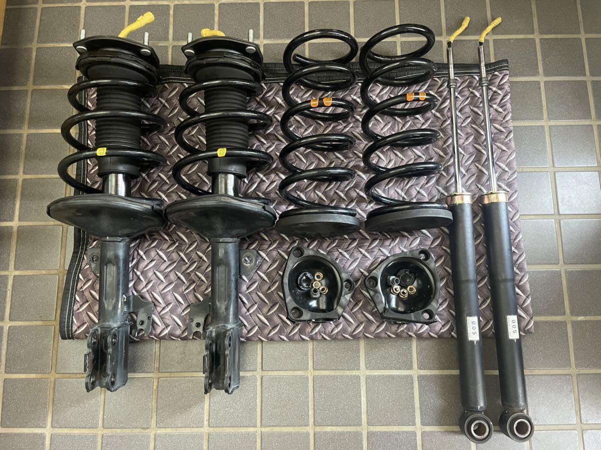 アルファード TEMS付車用 純正 希少・極上品☆ANH10W サスペンション 希少・極上品 希少 トヨタ純正10系アルファード Yahoo!オークション 0 アルファード⁄ ヴェルファイア 10系 車用」の人気商品一覧 | ショック」(自動車
