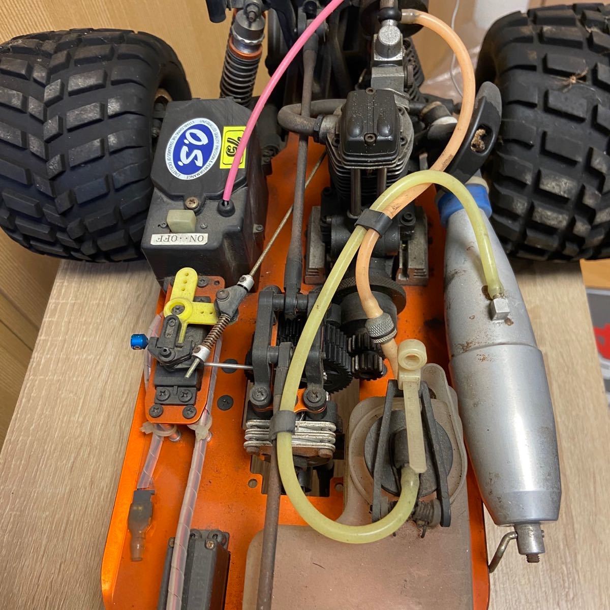 LL592】OS FSシリーズ FS-40エンジン搭載 タミヤ モンスタートラック