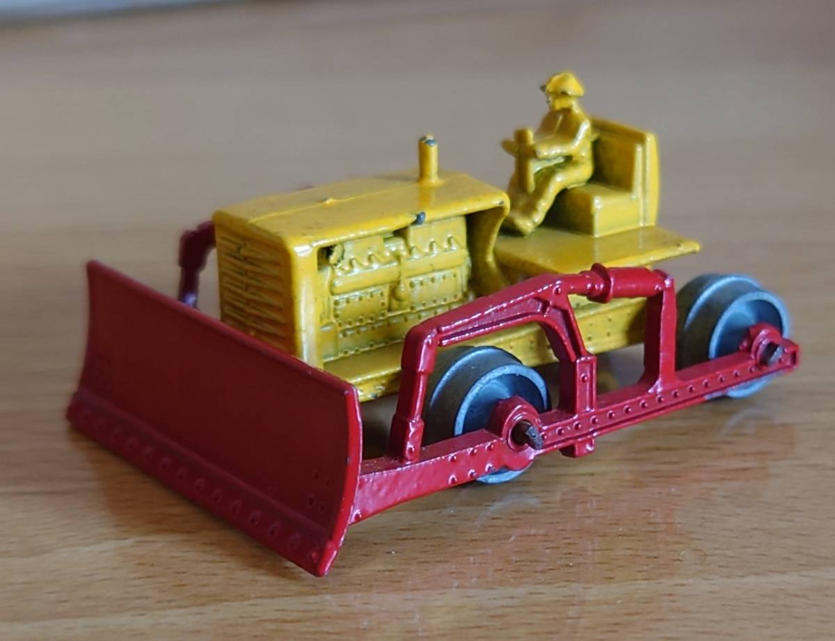 【新作登場，豊富な】 マッチボックス レズニー ブルドーザー match box lesney 箱無し(マッチボックス)｜売買されたオークション情報、yahooの商品情報をアーカイブ公開 - オークファン マッチボックス