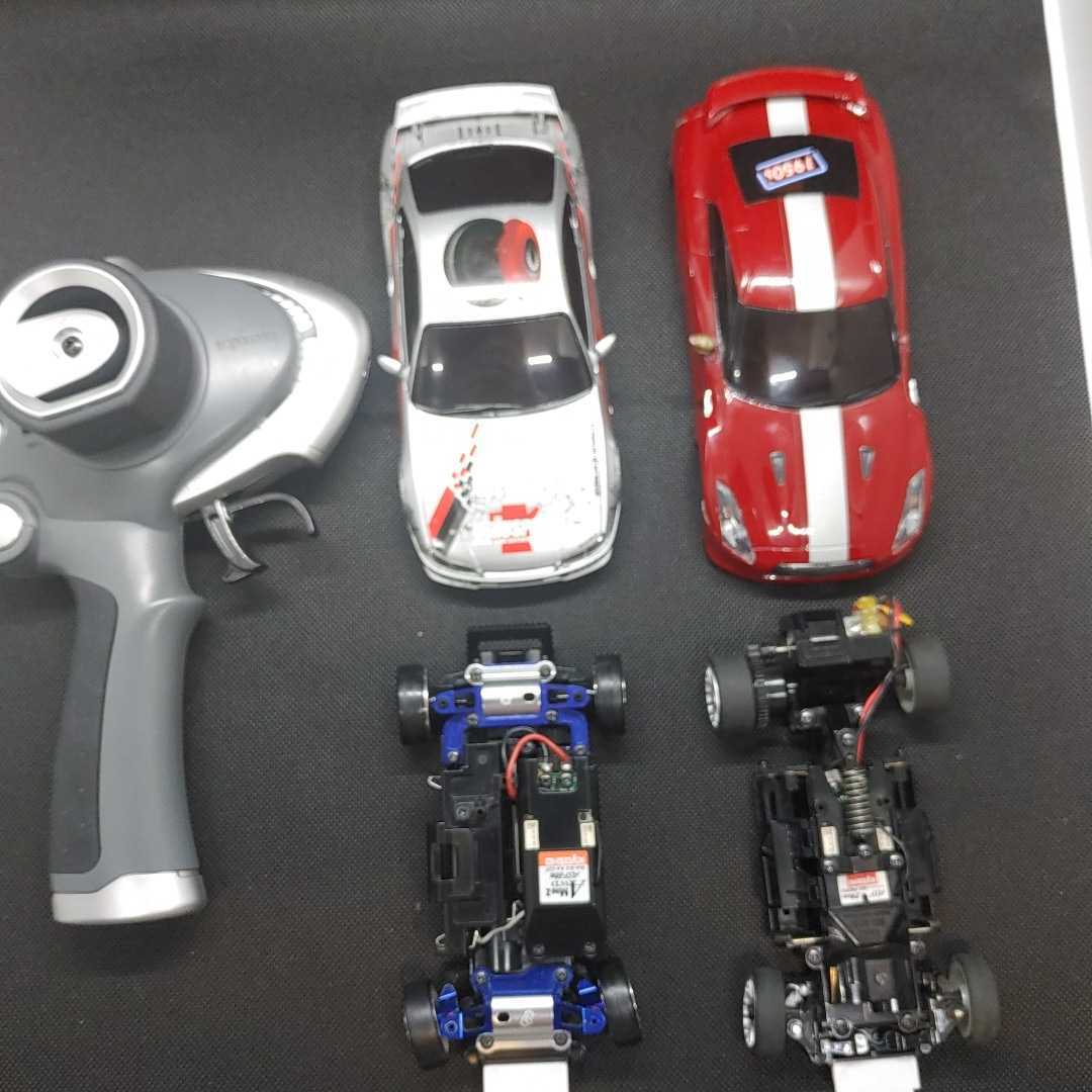 京商 ミニッツ 2台セット 京商ミニッツ AM 27Mhz シャーシ＆ボディ2台