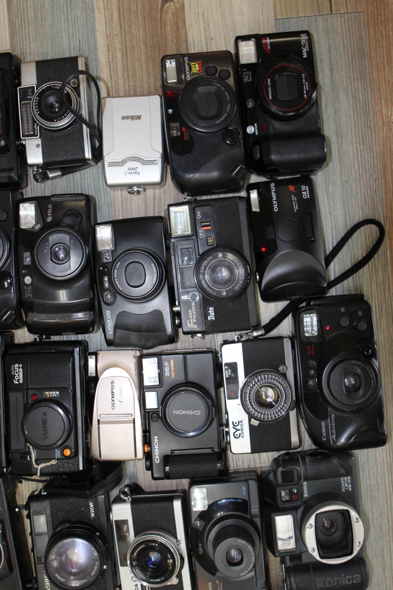 完動品KONICA C35 EF フィルムカメラ 動作確認済み KONICA C35 EF 完動