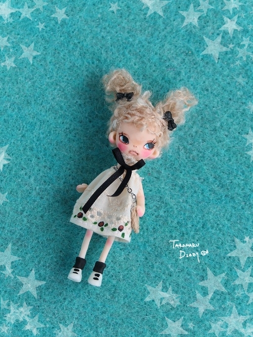 №194 生成りのちび子 ミニチュア・ドールハウス・ブライスにも