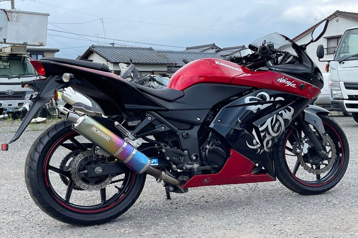 ニンジャ250R 売り切り！☆始動動画有☆EX250K！バーハン仕様！BEET