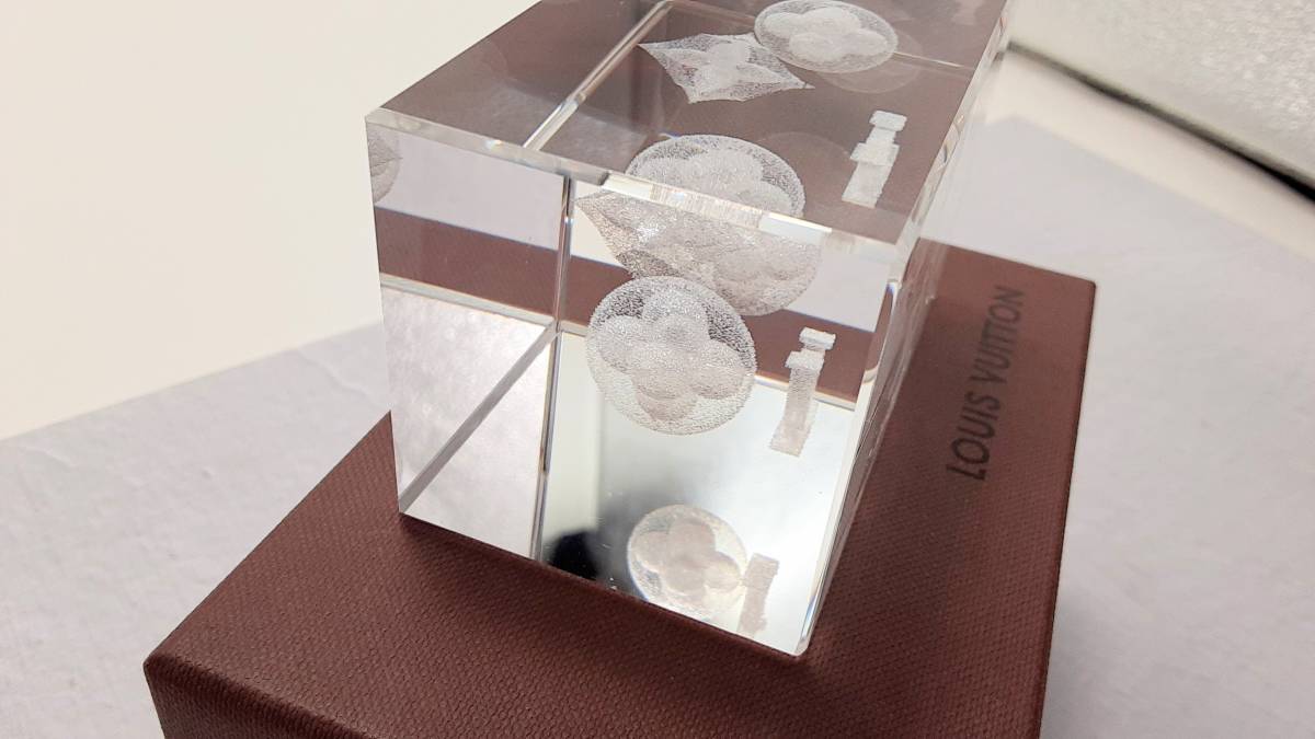 顧客限定 レア】 LOUIS VUITTON ルイヴィトン ペーパーウエイト 