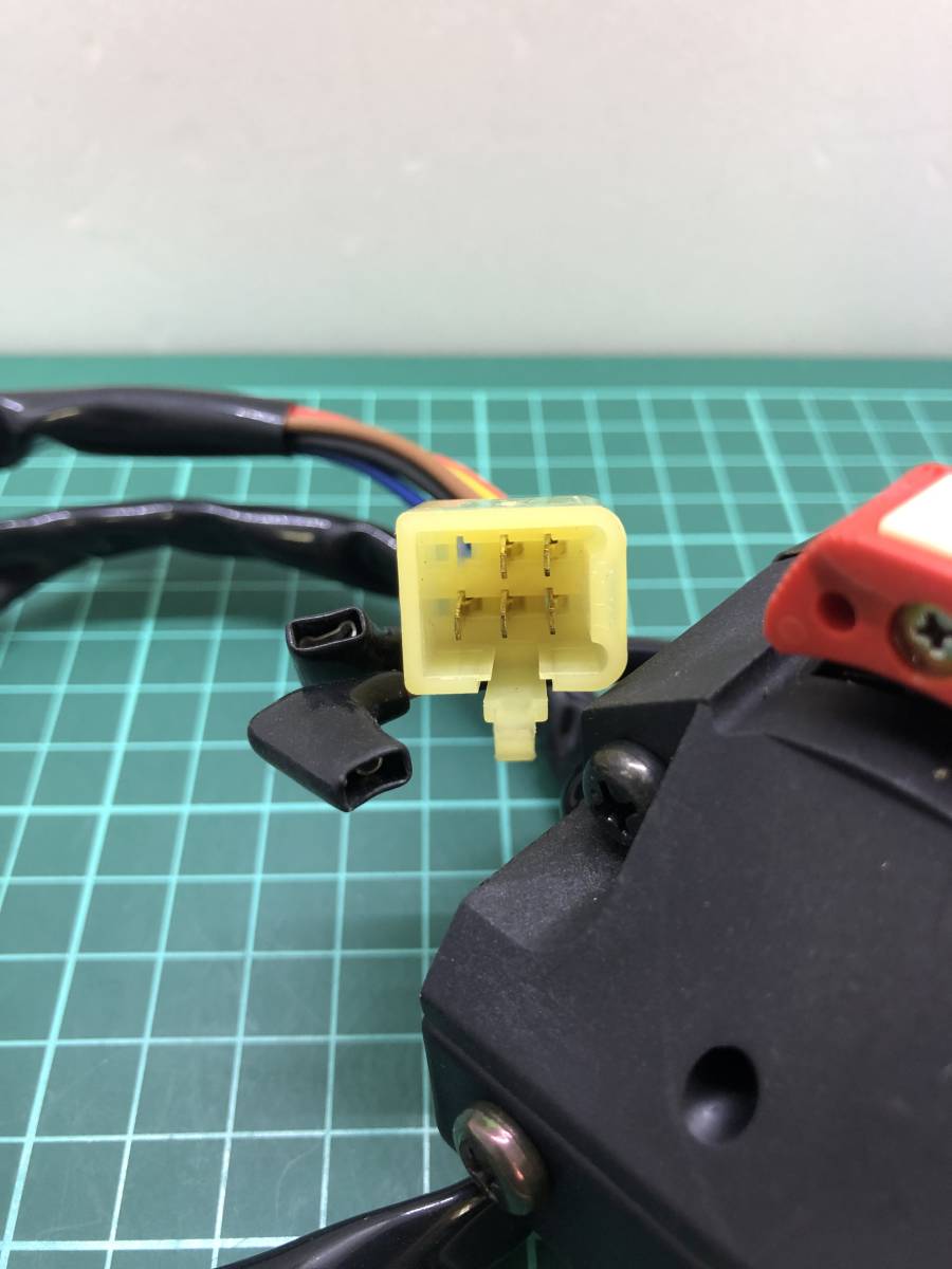 ○カワサキ？？？ ハウジングアッシ スイッチボックス 右用 ライト 5