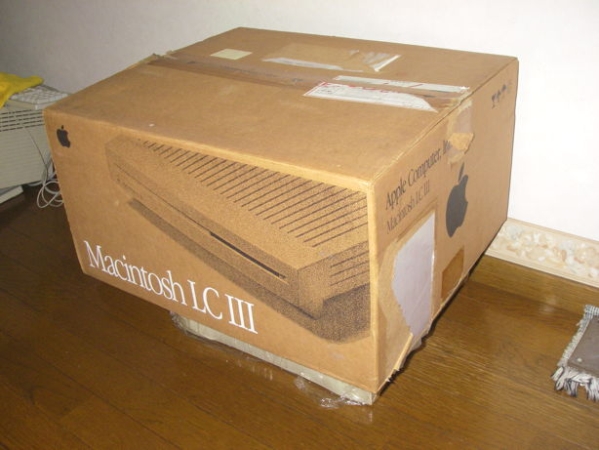 Macintosh LC III　中古　箱付きセット品