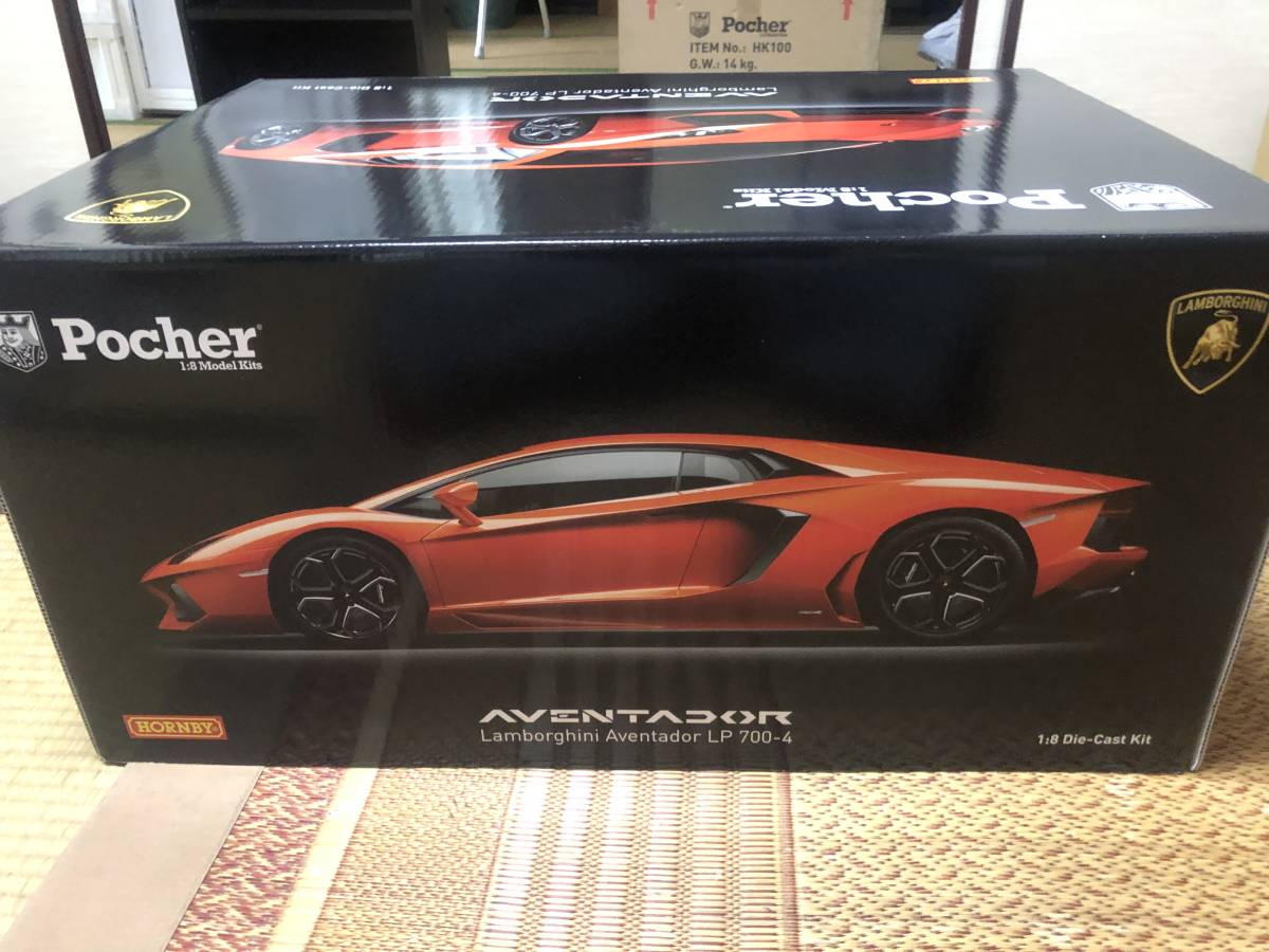連休値下げ！ポケール1/8 ランボルギーニ アヴェンタドール 組立キット  