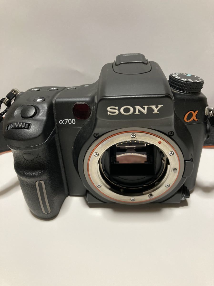 Sony DSLR-A700 (DSLRA700) Body Only: