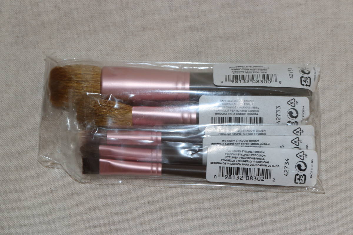 BareEscentuals　ベアエッセンシャル　バフィング　ブラシ　セット（ケース破損あり）_4