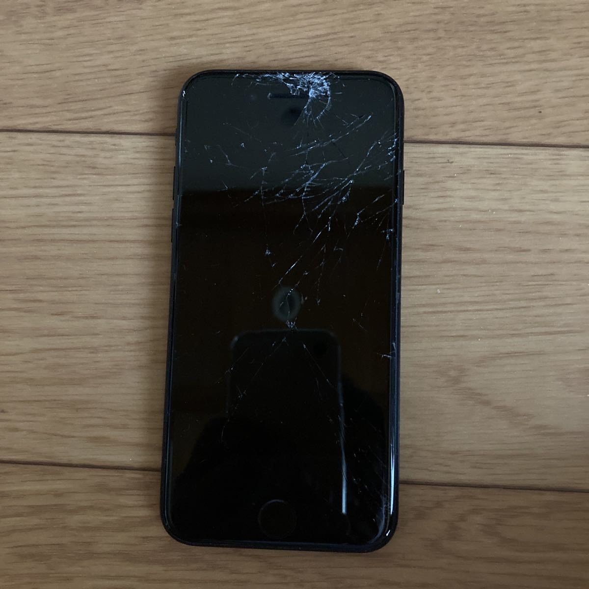 iPhone - iPhoneSE2 第2世代 画面割れ SE2 ジャンクApple 64GB黒