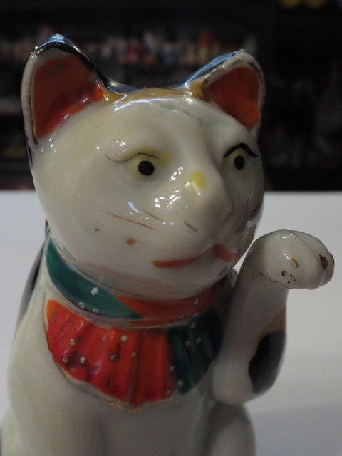 壽】骨董 招き猫 磁器人形 愛知県郷土玩具 民芸品 土人形 瀬戸焼 明治