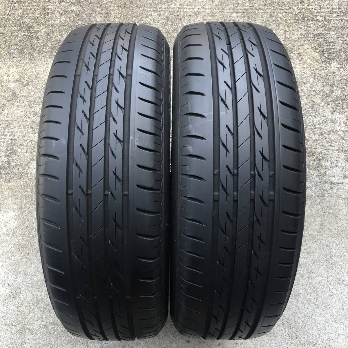 ブリヂストン　NEXTRY　185/60R16　2本セット　2020年製造　バリ溝