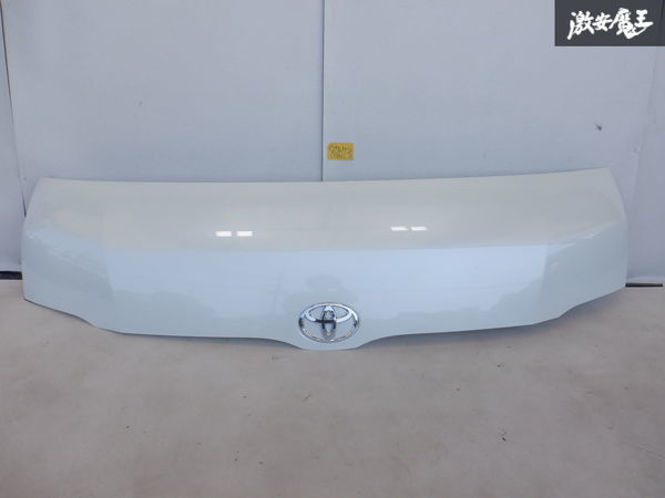 豊富な，大人気 トヨタ 純正 200系 ハイエース ワイド ボンネット フード パネル 白パール系 即納 キレイ 1P3(フロント)｜売買されたオークション情報、yahooの商品情報をアーカイブ公開 - オークファン トヨタ用
