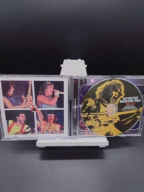 ヴァン・ヘイレン Van Halen Definitive VAN HALEN navy-blue