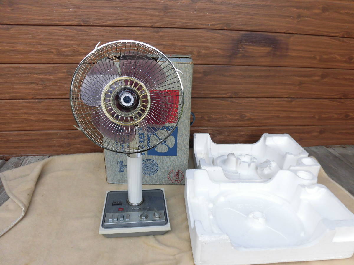♦︎動作確認済み　レトロ　東芝 扇風機 SF-30M 昭和レトロ 東芝 扇風機 SF-30M やぐるま草 箱付き ジャンク(扇風機