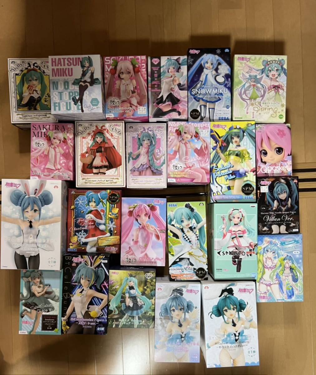 フィギュア24個 初音ミク 雪ミク 桜ミク 箱F(初音ミク)｜売買された