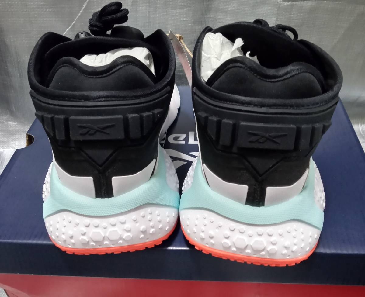 ○新品 Reebok 26.5cm モデル F “グリッチ” [Model F “GLITCH 