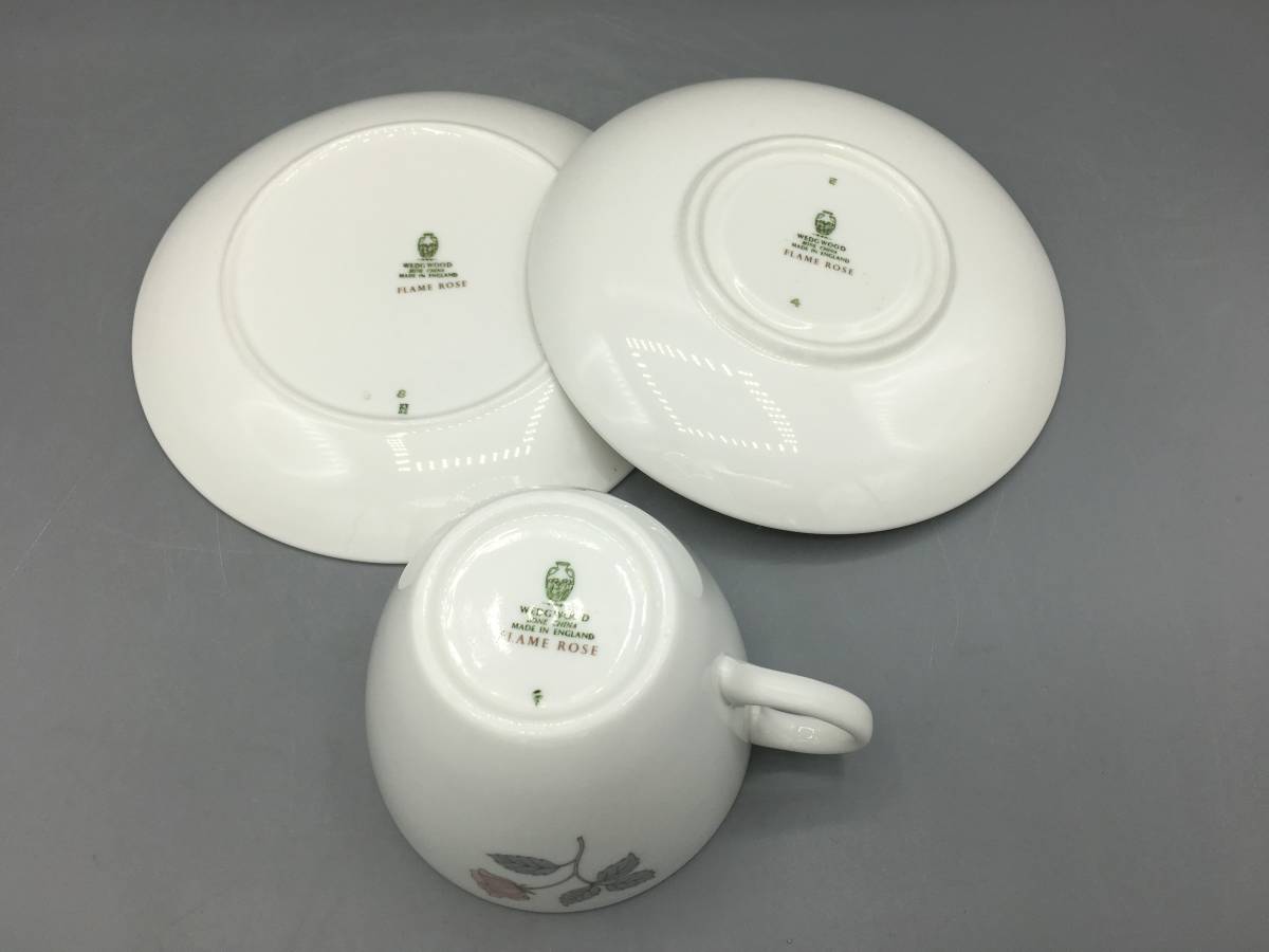 【美品】ウェッジウッド　デボンローズ／デヴォンローズ　ディナー皿　２枚　貫入あり ウェッジウッド トリオ フレームローズ ROSE メルカリ ② ICE アイス