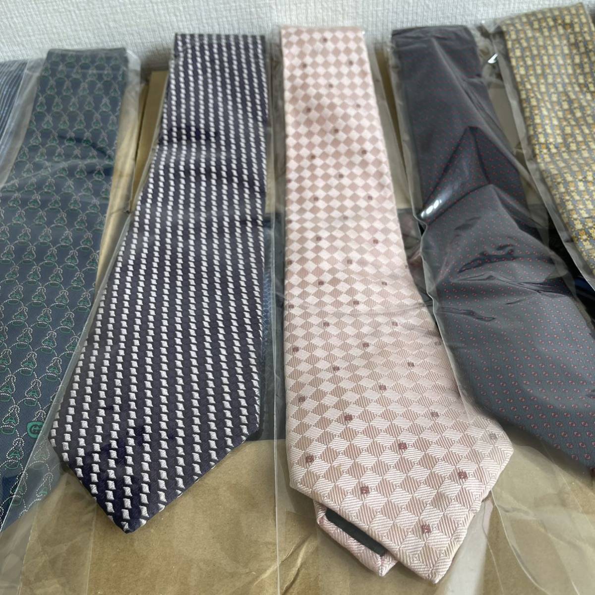 ネクタイ まとめ売り 7点セット Dior GUCCI BALENCIAGA ハイブランド
