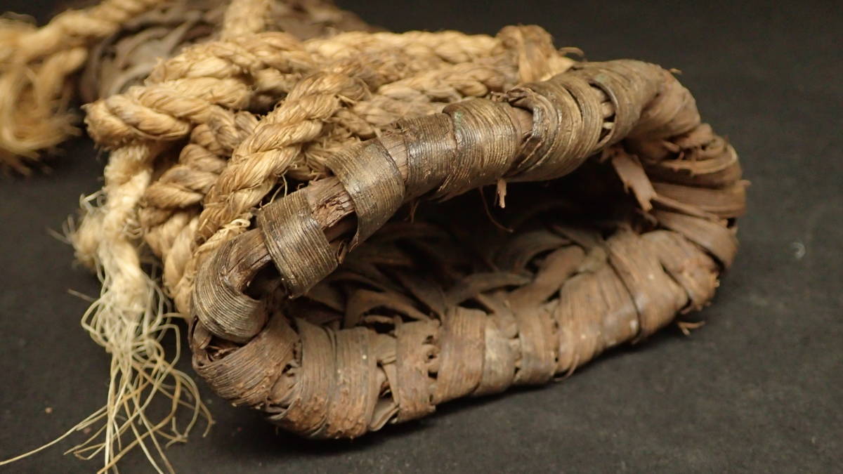 骨董 花籠 山葡萄花入れ 鉈入れ 花器 古道具 時代籠 茶道 華道 山葡萄 