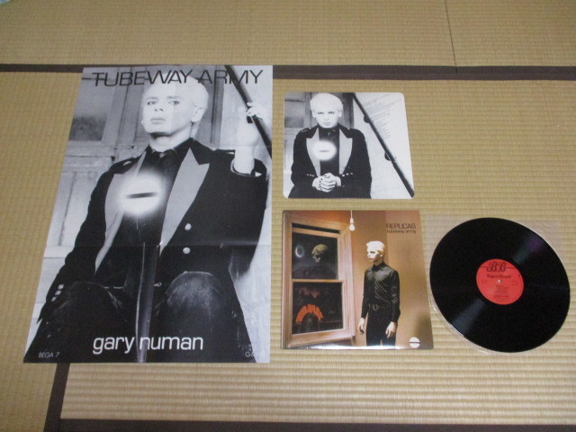 限定セール，豊富な TUBEWAY ARMY チューブウェイ アーミー REPLICAS 英 LP ポスター付き Gary Numan ゲイリー ニューマン(その他)｜売買されたオークション情報、yahooの商品情報をアーカイブ公開 - オークファン T