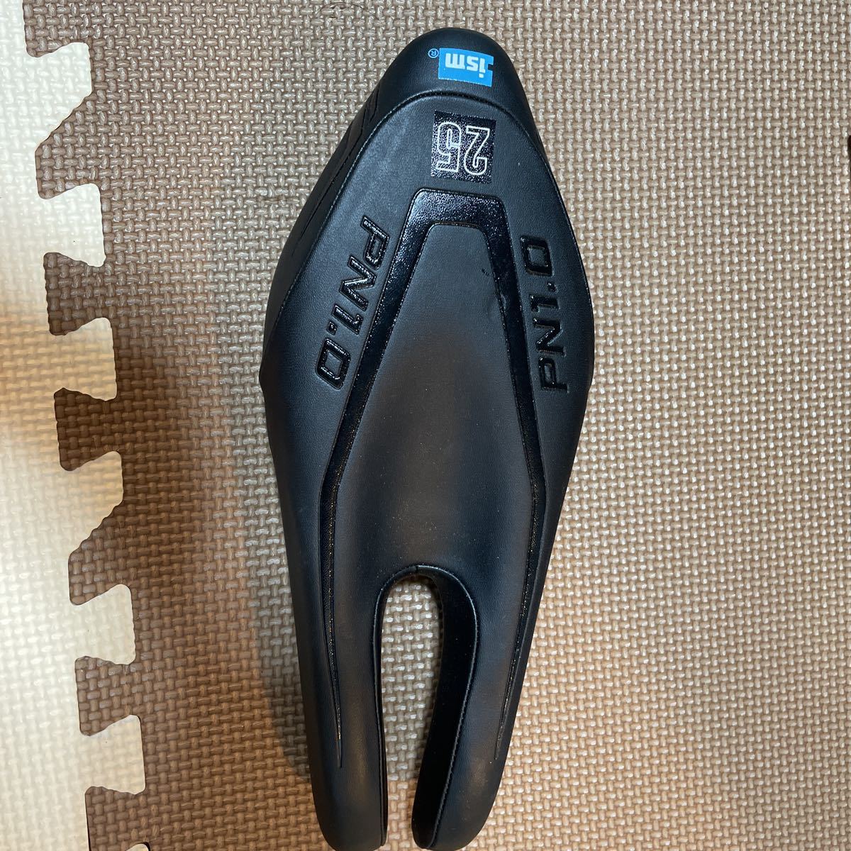 美品 ISM (アイエスエム) PN1.0 サドル ブラック ISM サドル ブラック