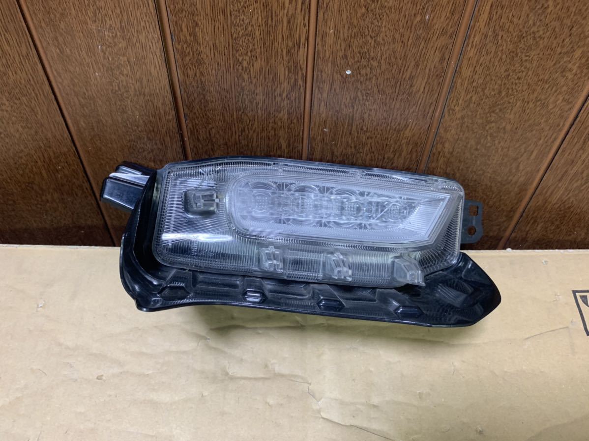 プリウスα 後期 LED デイライト プリウスアルファ ZVW40W ZVW41W デイ
