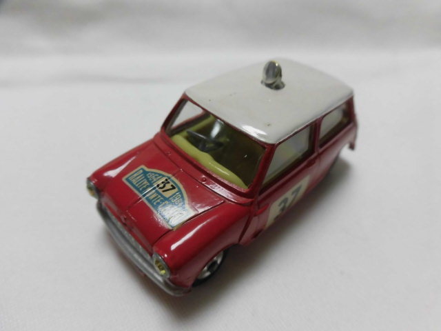 【赤字超特価，安い】 コーギー モーリス ミニ-クーパー 1964モンテカルロラリー No37(コーギー)｜売買されたオークション情報、yahooの商品情報をアーカイブ公開 - オークファン コーギー