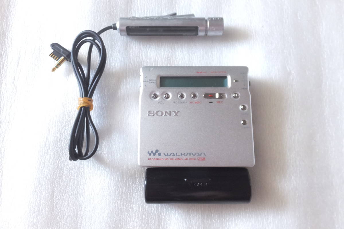 MZ-R900 SONY MDウォークマン ジャンク ソニー WALKMAN ポータブルMD