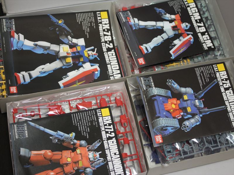 HG ガンダム、ガンキャノン、ガンタンク、ジムの四点セット HG