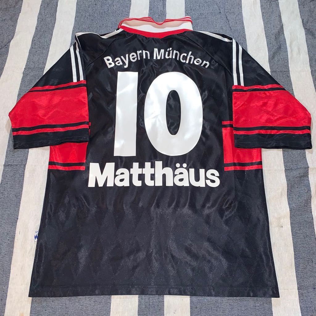 バイエルン ミュンヘン ユニフォームの値段と価格推移は 4件の売買情報を集計したバイエルン ミュンヘン ユニフォームの価格や価値の推移データを公開