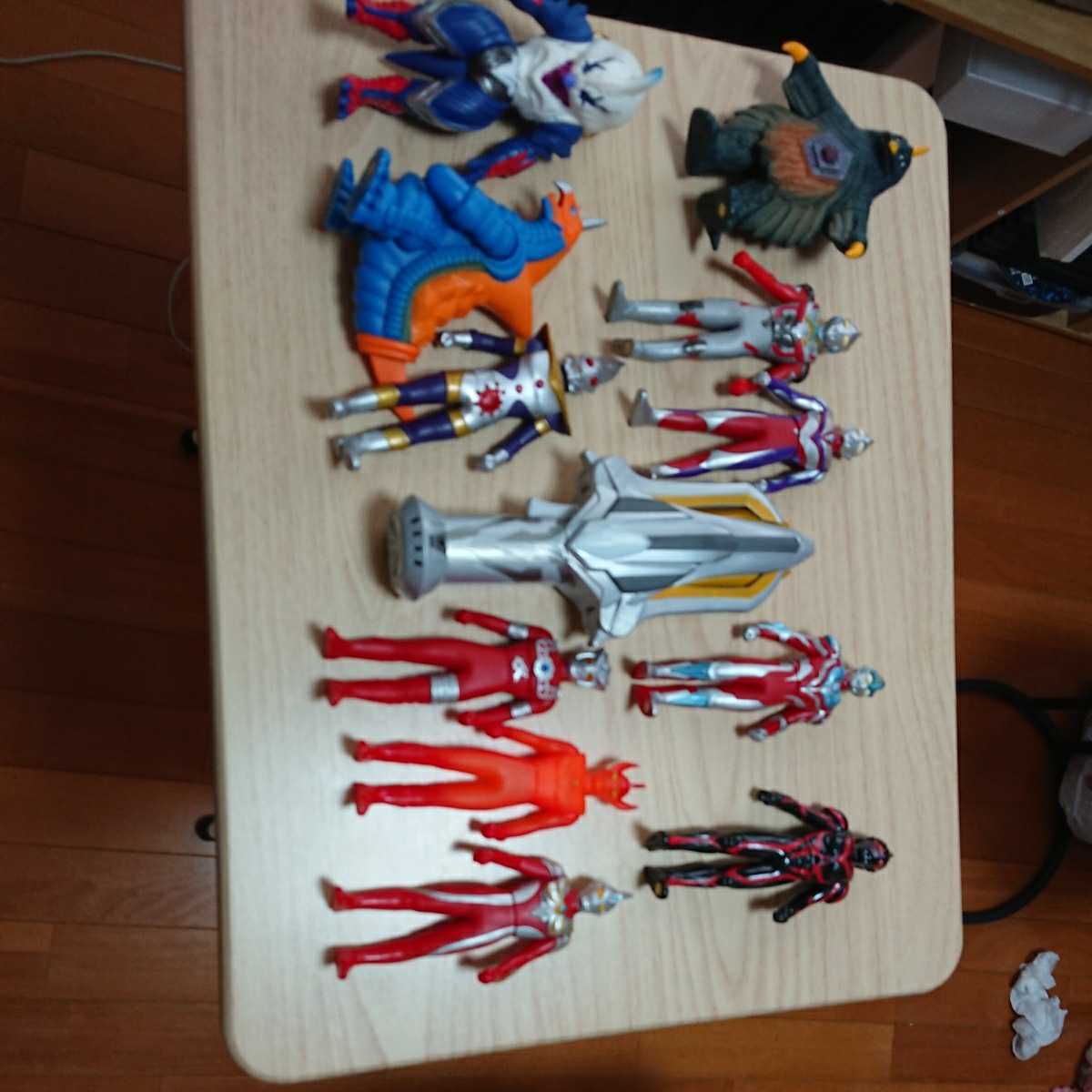 ウルトラマンギンガ DXギンガスパーク & ソフビ