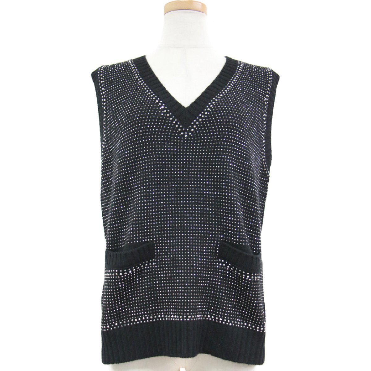 PRADAプラダ ブラック ベスト S 限定 PRADAプラダ ブラック ベスト S 限定