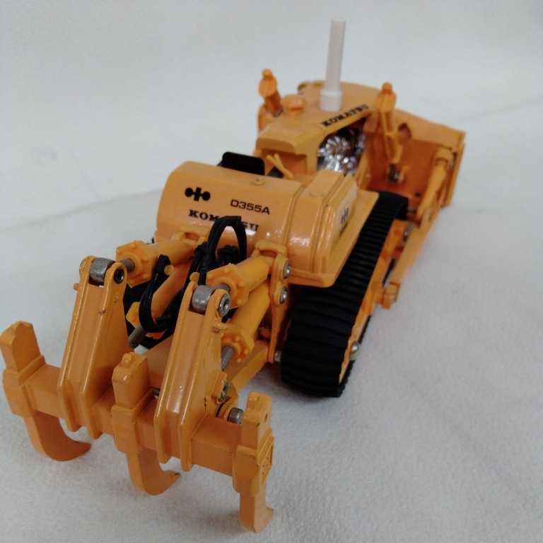 コマツ KOMATSU ヨネザワ ダイヤペット エース D355A ブルドーザー