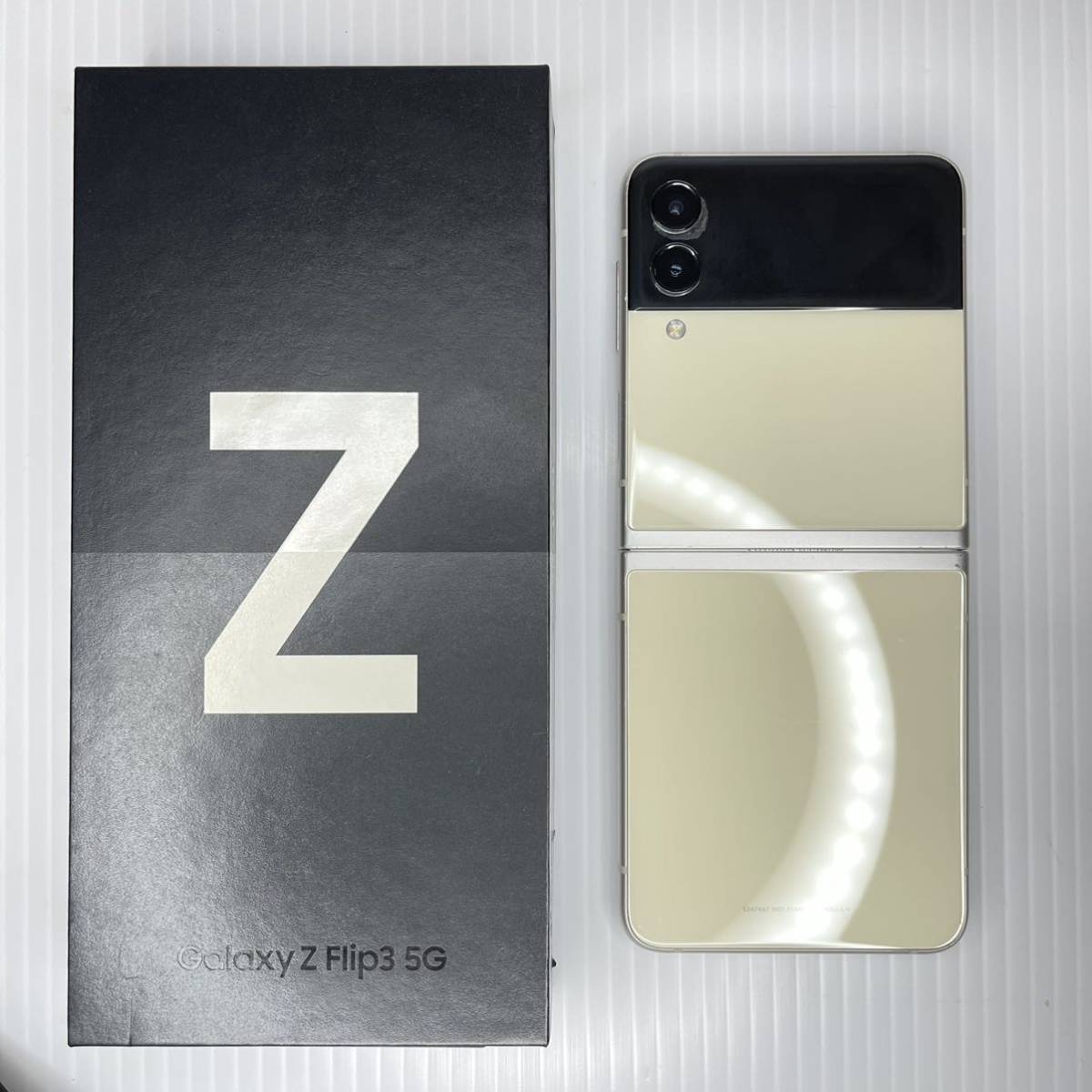 Z Galaxy 韓国版 5G Flip3 simフリー Samsung 256GB Flip 0 超美品 SIM