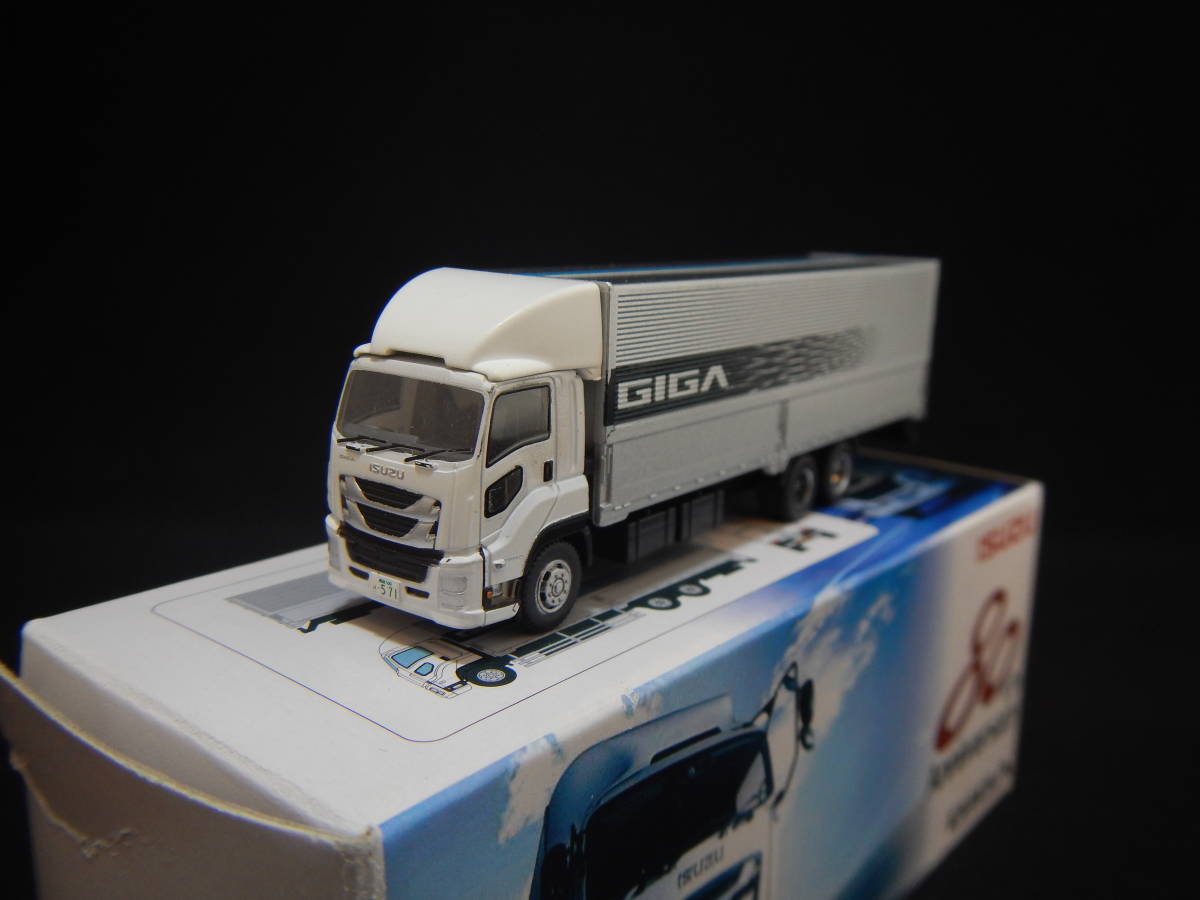 いすゞ 純正 ギガ ミニカー 80周年記念 非売品 ミニチュア 1/150 ISUZU 