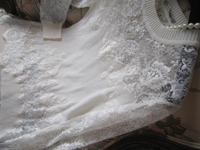 クローゼット整理!ERMANNO SCERVINO 100%virgin wool&100%polyester レース&刺繍入り 長袖トップス 42(40細身)試着のみ未使用 SCERVINO 0 レディースファッション 整理整頓のプロが伝授、おうち時間にクローゼットを美しく Ermanno 衣替えに合わせて実践したい、デンマーク式クローゼット整理術