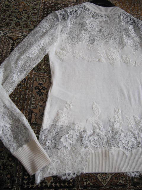 クローゼット整理!ERMANNO SCERVINO 100%virgin wool&100%polyester レース&刺繍入り 長袖トップス 42(40細身)試着のみ未使用 SCERVINO 0 レディースファッション 整理整頓のプロが伝授、おうち時間にクローゼットを美しく Ermanno 衣替えに合わせて実践したい、デンマーク式クローゼット整理術