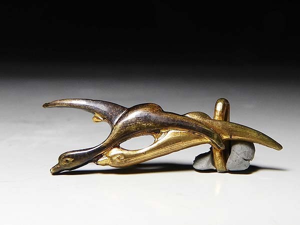 【新品，お買い得】 桃 アンティーク帯留：金工銀地鍍金双雁(帯留め)｜売買されたオークション情報、yahooの商品情報をアーカイブ公開 - オークファン 帯留め