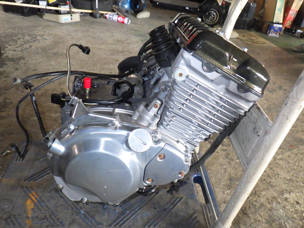 39362 カワサキ ZR250A-0598~ バリオス A4 '94 純正 エンジン 快調 39362 カワサキ ZR250A-0598~ バリオス A4 '94 純正 エンジン 快調