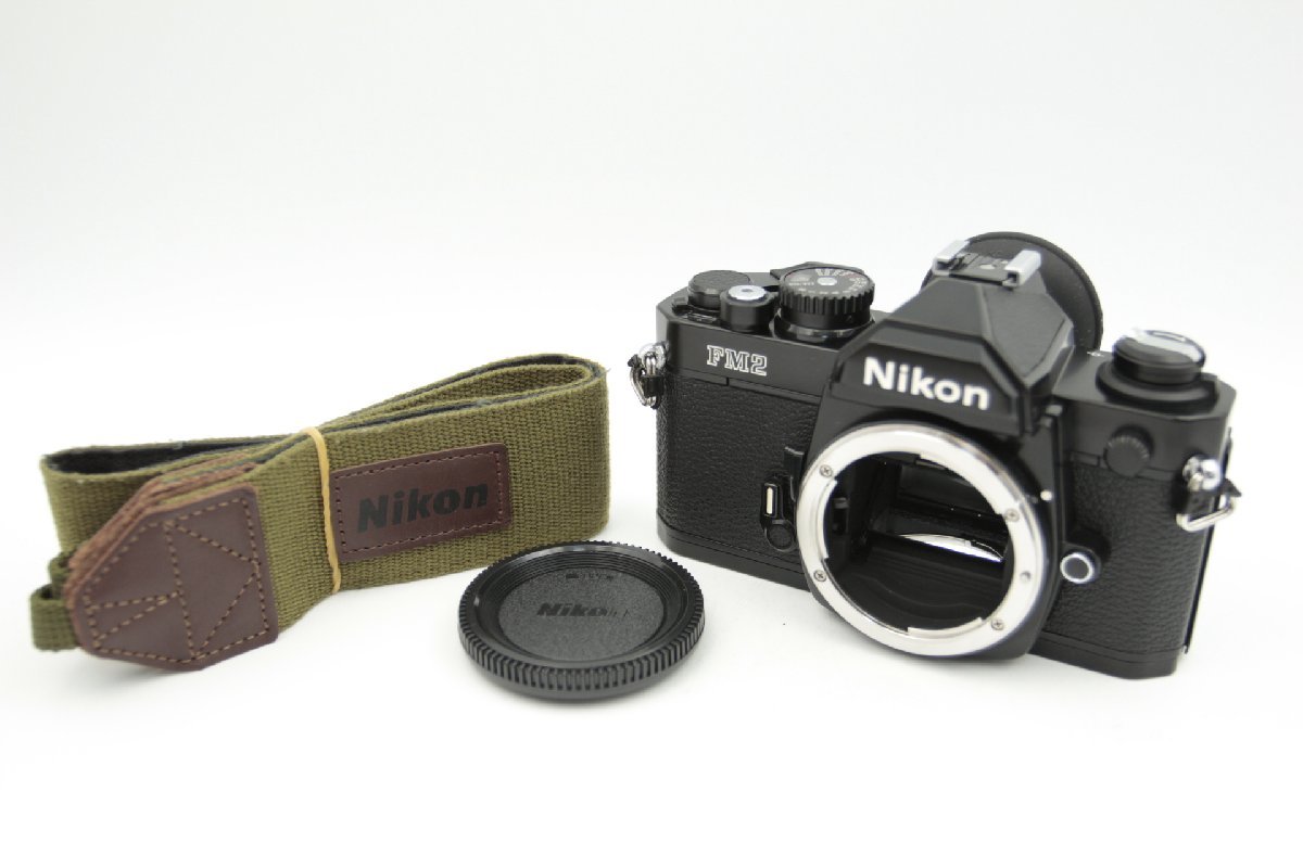 Nikon ニコンFM2とNEWFM2（前期・後期）の見た目の違いと見分け方を 