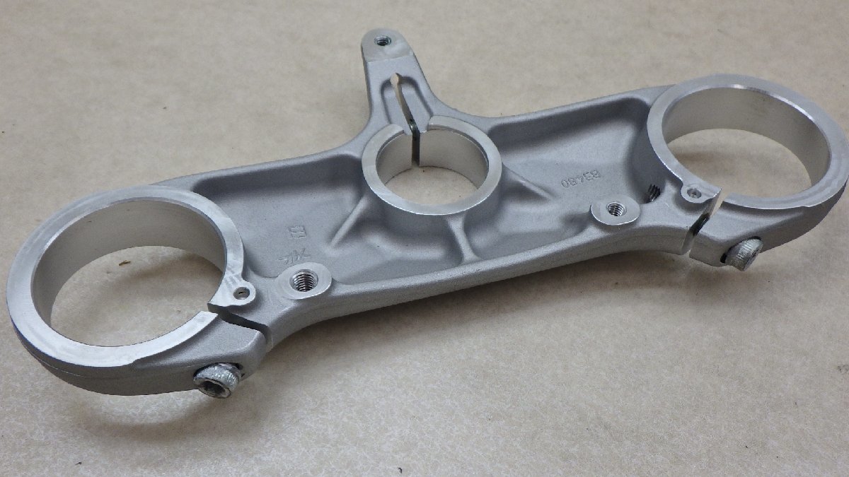 A821 MV F4 RR トップブリッジ アグスタ F41000RR 【公式通販】 A821 MV F4 RR トップブリッジ アグスタ F41000RR 【公式通販】