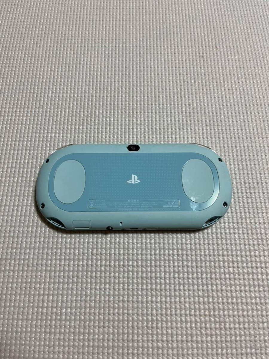 中古 PS VITA本体 PCH-2000 ライトブルー×ホワイト 【公式通販】