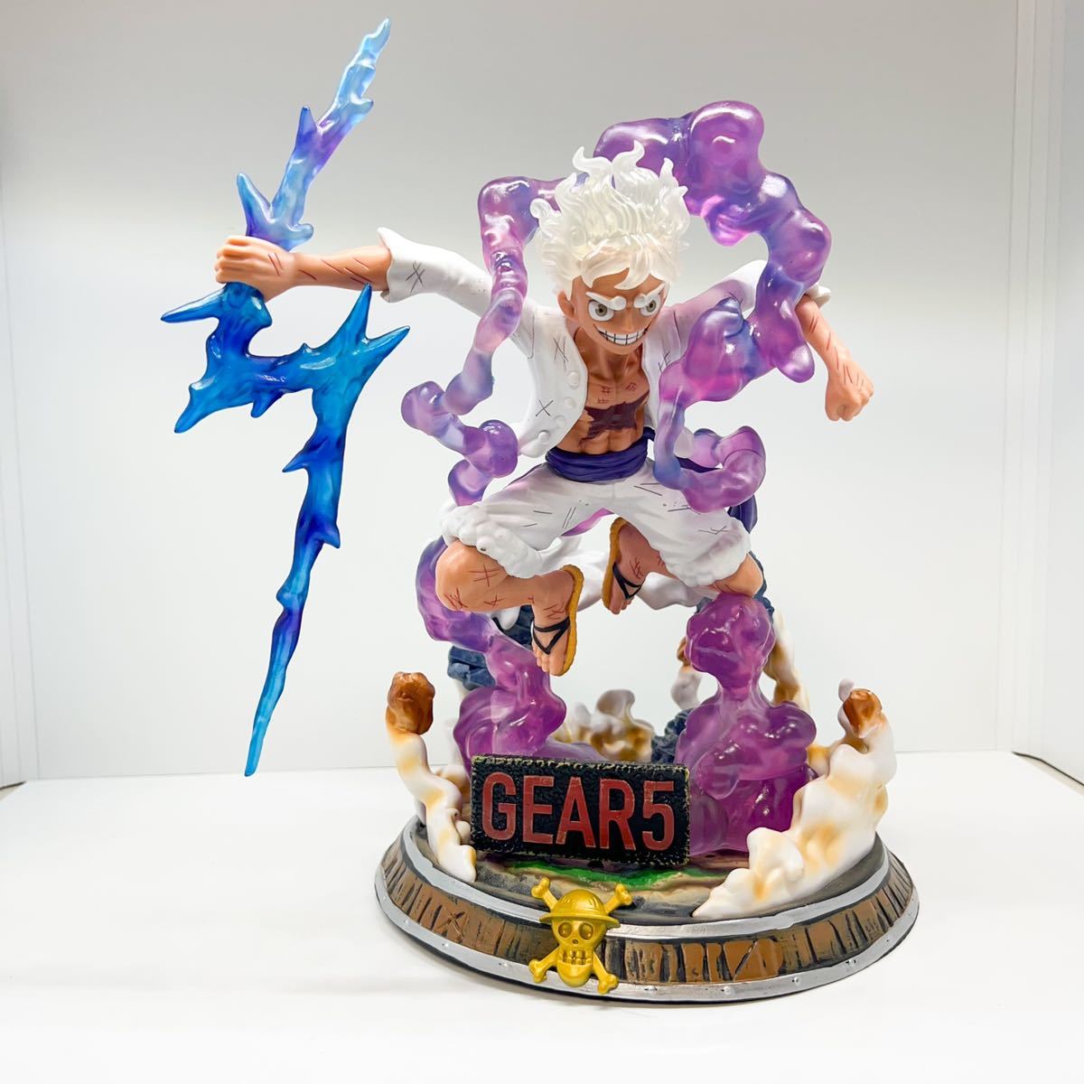 安い ワンピース 大型フィギュア ルフィ ギア5 太陽神 ニカ(モンキー・D・ルフィ)｜売買されたオークション情報、yahooの商品情報をアーカイブ公開 - オークファン モンキー・D・ルフィ