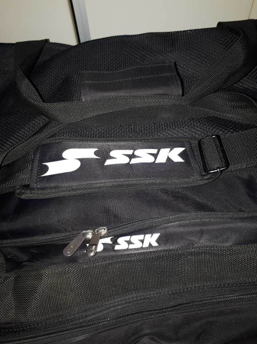 中古品 SSK 黒 超大型 ソフトキャリーバッグ キャスター付バッグ ホイールバック 野球審判道具 キャッチャー道具入れアンパイア 長期遠征鞄