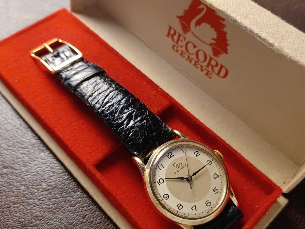 1950年代英国 RECORD WATCH Co 金無垢ケース！オリジナルツートン文字 