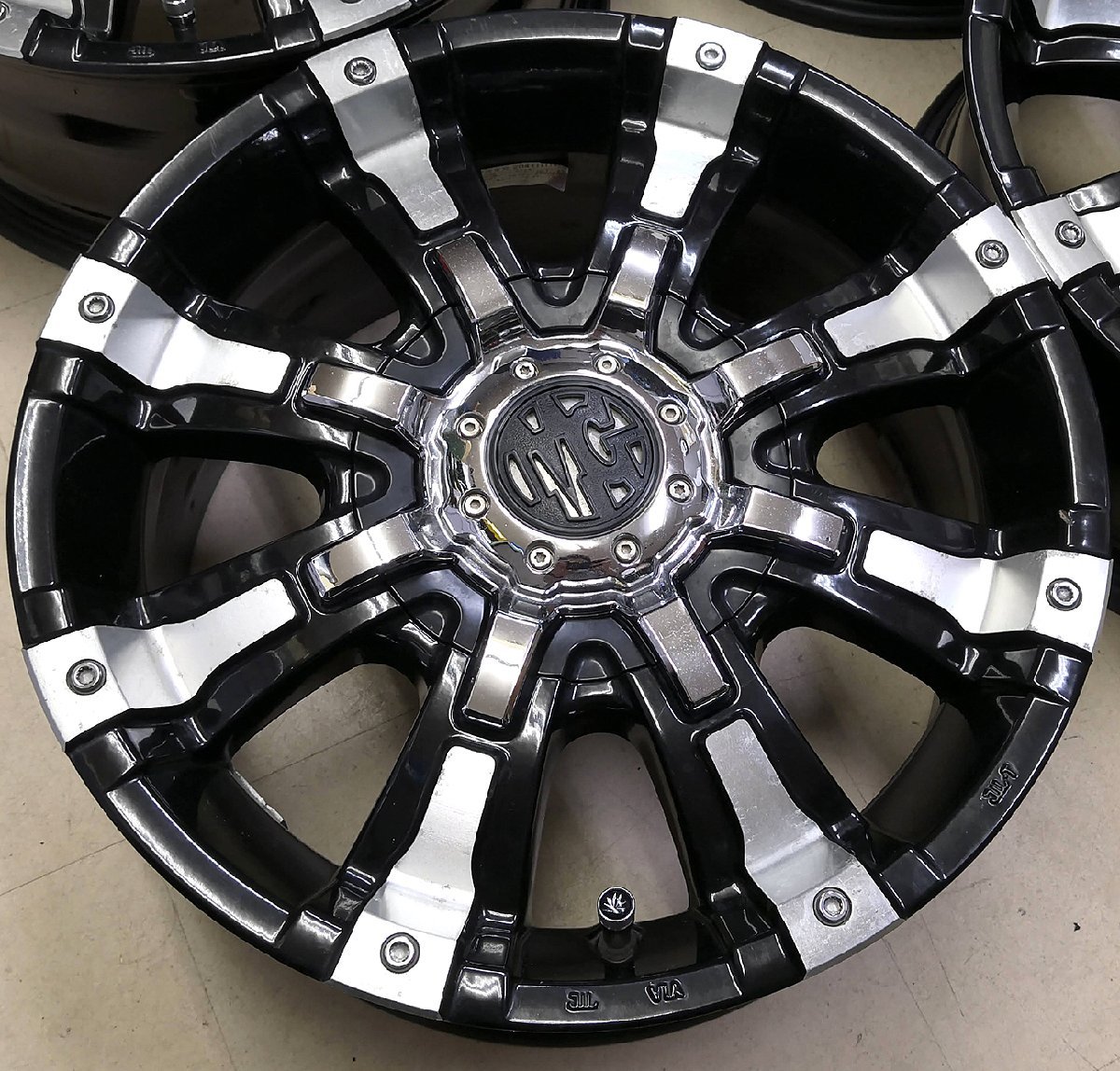 CRIMSON MG(MYRTLE GEAR) BEAST 16インチ アルミホイール 16×7.0J +35 5H