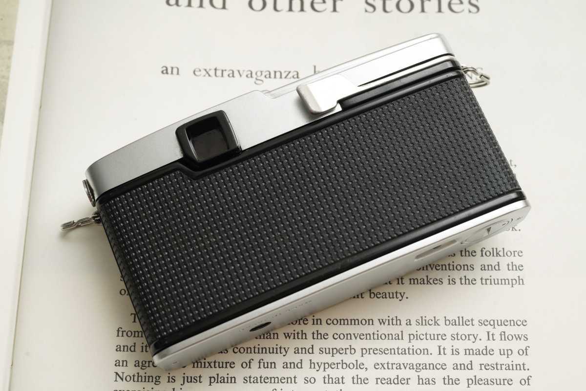 【美品・調整済】　オリンパスペンF 40mm f1.4　付属品付　すぐ撮影出来ます OLYMPUS　PEN 　ハーフサイズ　大口径　フィルムカメラ_4