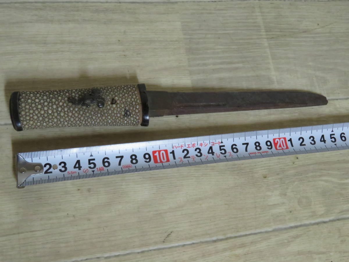 旧家蔵出し品 鍔 刀装具 骨董品 詳細不明 追加画像有り 鍔 骨董 刀
